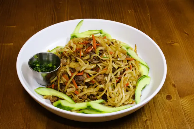 Цуйван / Stir Fried Noodles