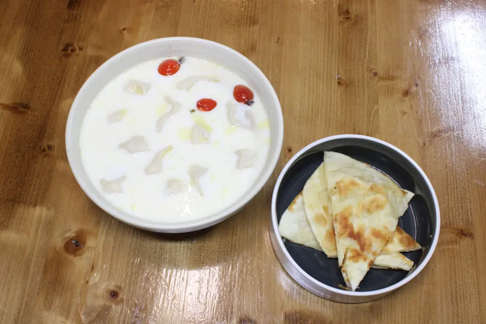 Milk Tea with Dumplings