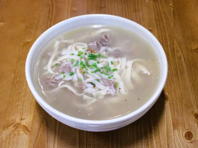 Гурилтай шөл / Beef Noodle Soup